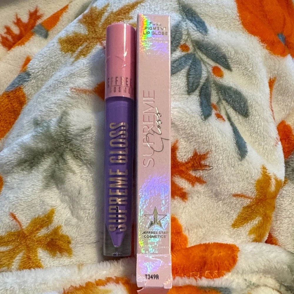 Jeffree Star shaped single